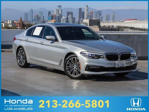 Used 2018 BMW 530i RWD image 1
