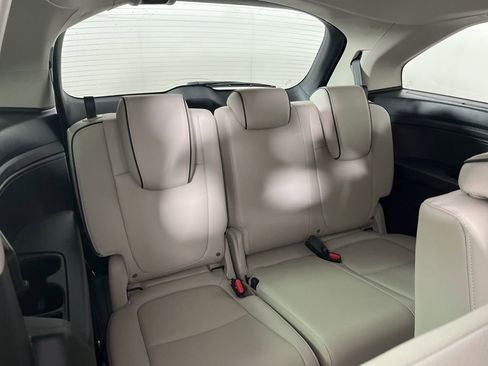 Certified 2025 Honda Odyssey Touring image 14