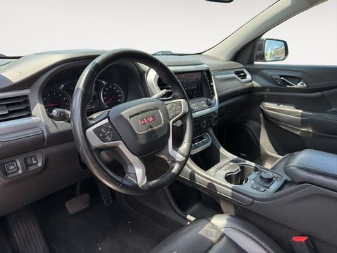 Used 2023 GMC Acadia SLT AWD/4WD image 16