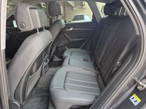 Certified 2023 Audi Q5 2.0T Premium w/ Convenience Package AWD/4WD image 10