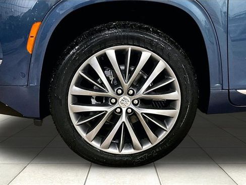 New 2026 Buick Enclave Avenir w/ Super Cruise Package image 8