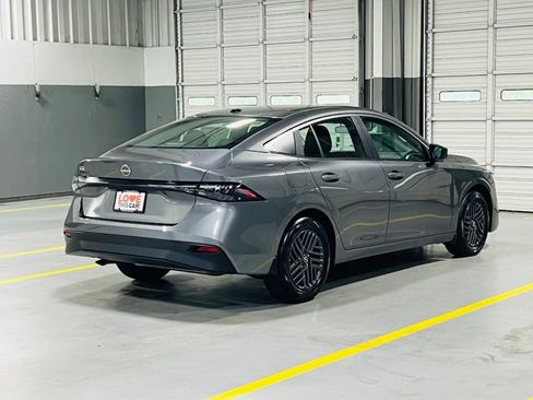 New 2027 Nissan Sentra SV FWD image 15