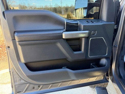 Used 2022 Ford F450 Platinum image 13