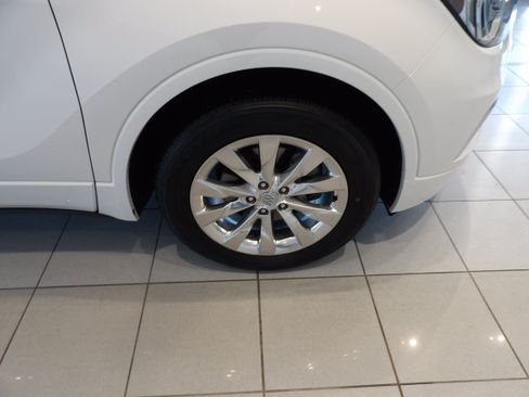 Used 2018 Buick Envision Essence w/ LPO, Cargo Package AWD/4WD image 27