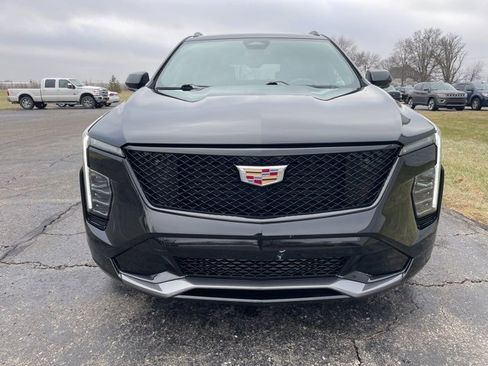 Used 2024 Cadillac XT4 Sport image 6