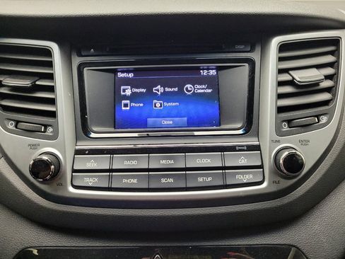 Used 2017 Hyundai Tucson SE w/ SE Popular Package 02 AWD/4WD image 25