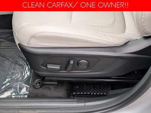 Used 2025 Hyundai Tucson Limited AWD/4WD image 12