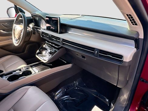 Used 2022 Lincoln Corsair FWD image 27