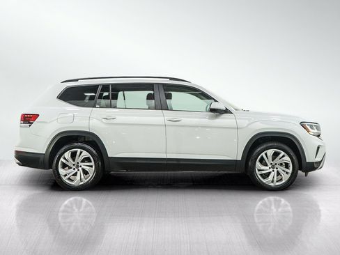 Used 2023 Volkswagen Atlas SE w/ Panoramic Sunroof Package AWD/4WD image 6