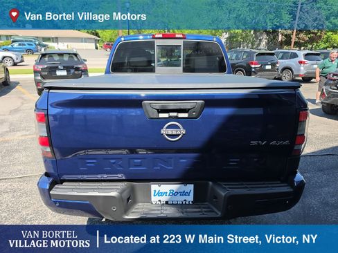 Used 2022 Nissan Frontier SV w/ Technology Package AWD/4WD image 6