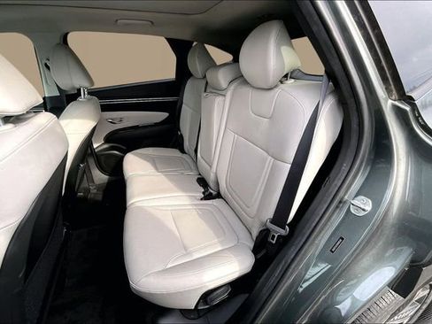 Used 2022 Hyundai Tucson Limited image 16