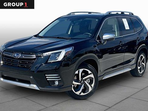 Used 2023 Subaru Forester Touring AWD/4WD image 1