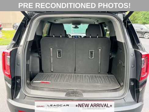 Used 2023 GMC Acadia SLE w/ Driver Convenience Package AWD/4WD image 24