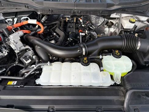 Used 2024 Ford F150 XLT w/ Mobile Office Package image 18