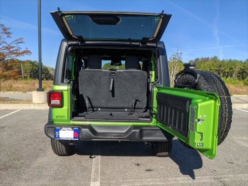 Certified 2025 Jeep Wrangler Sport S image 36