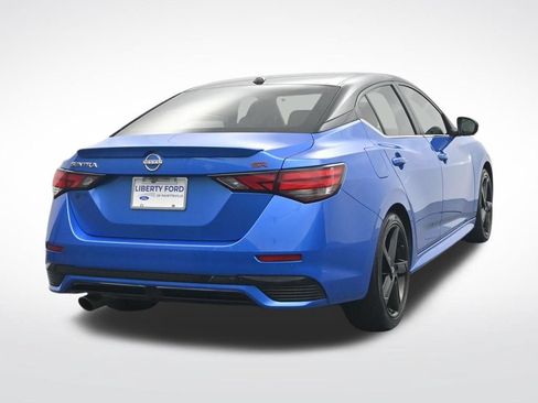 Used 2024 Nissan Sentra SR w/ SR Premium Package FWD image 7