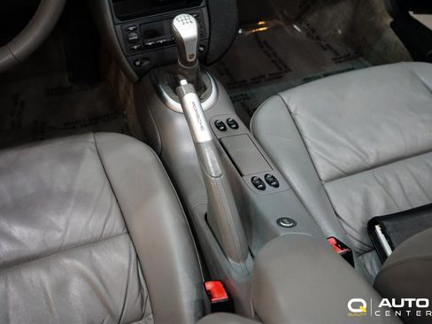 Used 2002 Porsche 911 Carrera 4 image 29