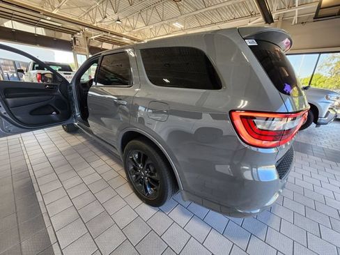 Used 2023 Dodge Durango R/T RWD image 4