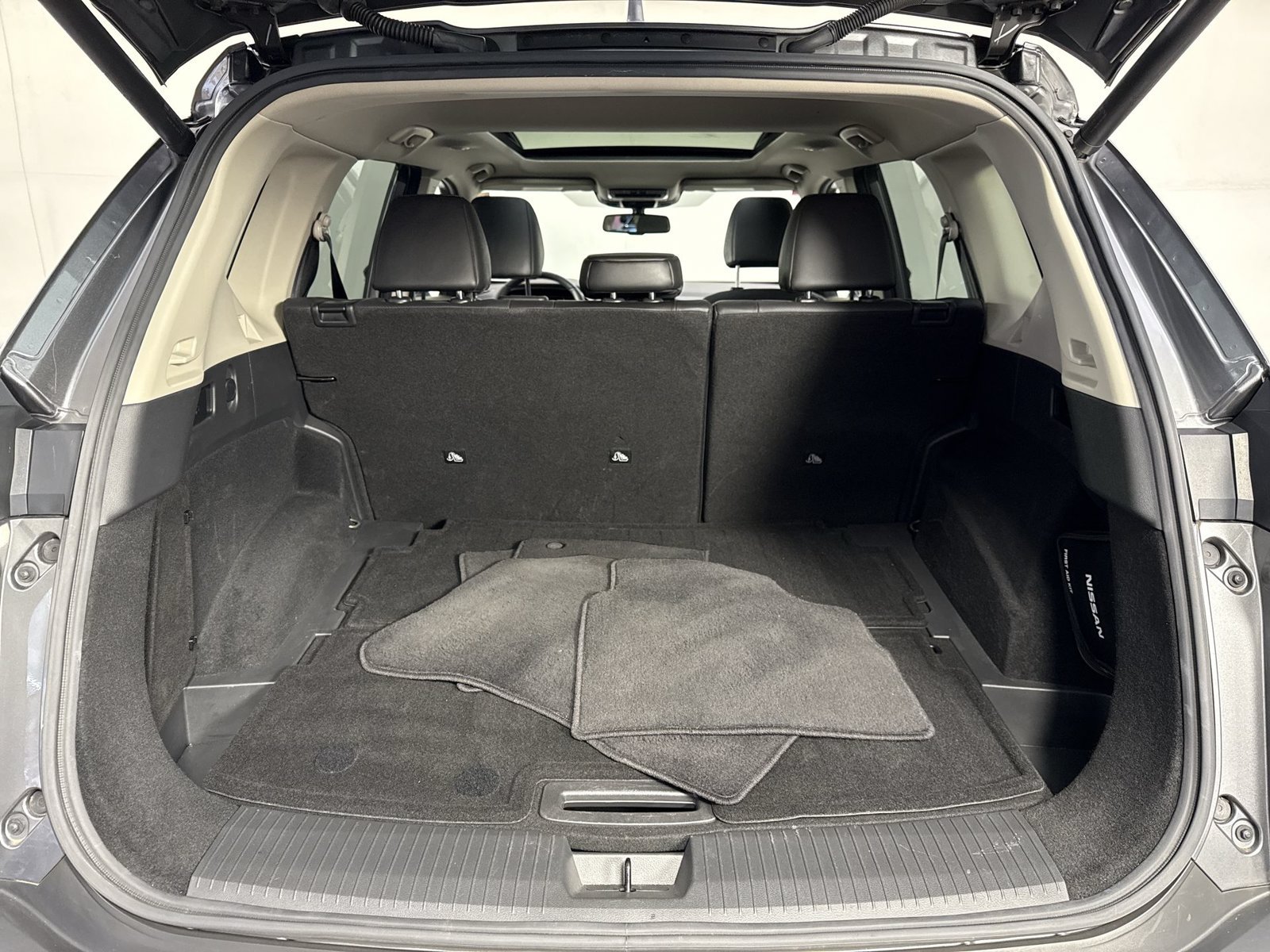 Certified 2021 Nissan Rogue Platinum AWD/4WD image 35