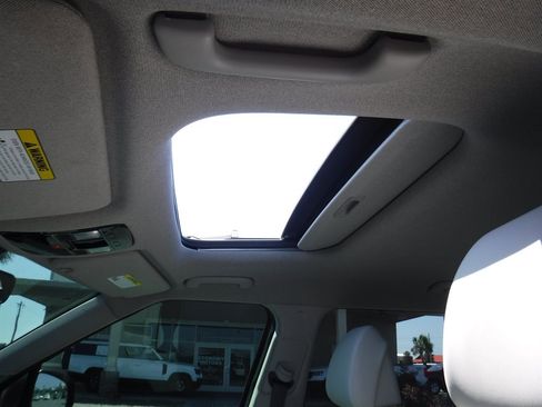 Used 2024 Hyundai Santa Fe Limited image 15