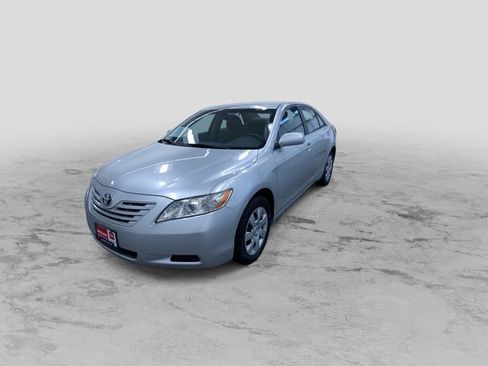 Used 2009 Toyota Camry LE image 6