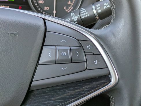 Certified 2025 Cadillac XT5 Premium Luxury w/ Technology Package image 25