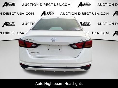 Used 2022 Nissan Altima 2.5 SV FWD image 11