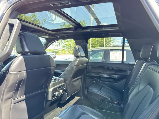 Used 2021 Ford Expedition Max Limited AWD/4WD image 14