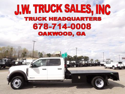 Used 2024 Ford F550 4x4 Crew Cab Super Duty w/ XLT Value Package image 2