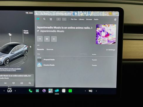 Used 2023 Tesla Model 3 Standard Range RWD image 11