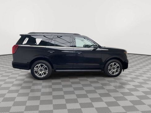 Used 2025 Ford Expedition Active AWD/4WD image 48