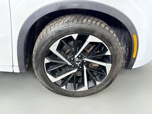 Used 2022 Mitsubishi Outlander SEL image 32