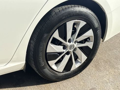 Used 2022 Nissan Altima 2.5 S image 9