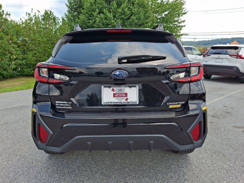 Certified 2024 Subaru Crosstrek 2.5i Sport w/ Crosstrek Mirror Package AWD/4WD image 5