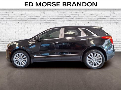 Used 2018 Cadillac XT5 Platinum w/ Driver Assist Package AWD/4WD image 2