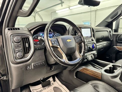 Used 2020 Chevrolet Silverado 2500 High Country w/ Z71 Off-Road Package AWD/4WD image 16