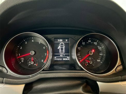 Used 2016 Volkswagen Passat 1.8T S image 11