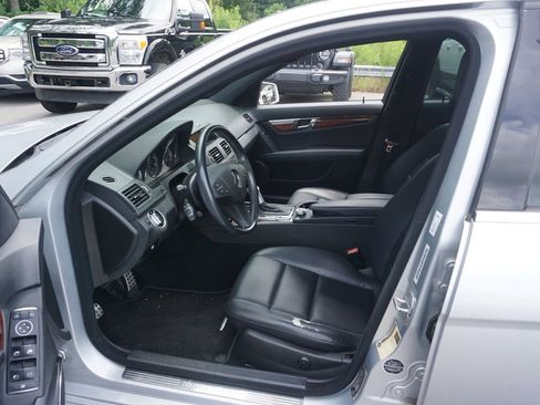 Used 2011 Mercedes-Benz C 300 Sedan image 2