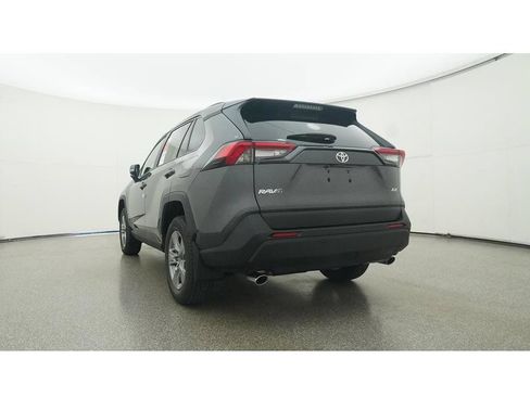Used 2024 Toyota RAV4 XLE w/ Convenience Package FWD image 28