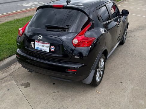 Used 2011 Nissan Juke SV FWD image 5
