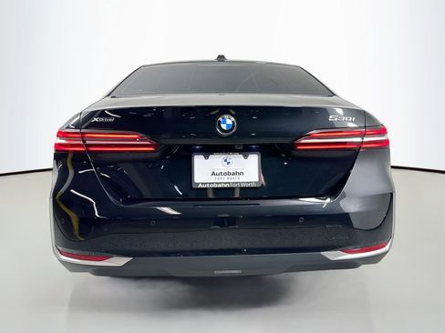 New 2026 BMW 530i xDrive w/ Premium Package image 6
