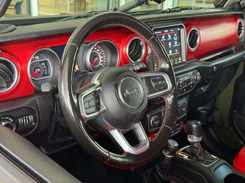 Used 2020 Jeep Wrangler Unlimited Rubicon AWD/4WD image 19