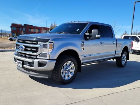 Used 2021 Ford F350 Platinum w/ FX4 Off-Road Package image 4