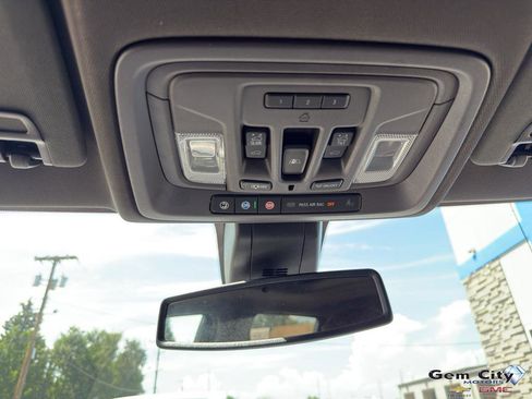 Used 2020 GMC Sierra 1500 SLT w/ SLT Premium Plus Package image 19