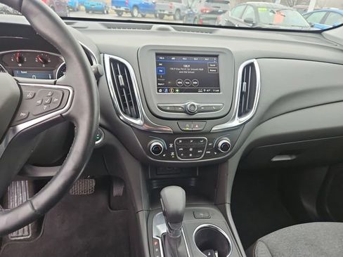 Used 2024 Chevrolet Equinox LT image 17