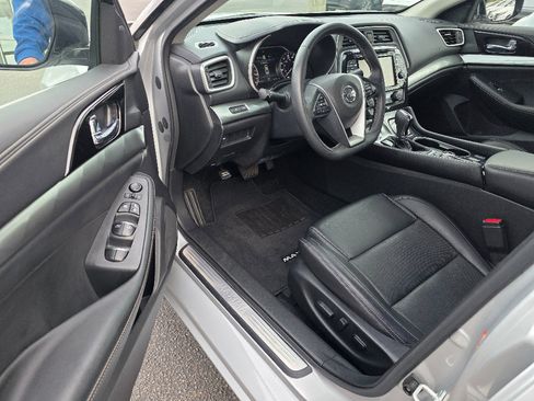Used 2020 Nissan Maxima 3.5 SV w/ Floor Mat Group image 10