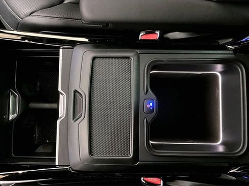 Used 2025 Land Rover Range Rover Sport Autobiography image 25