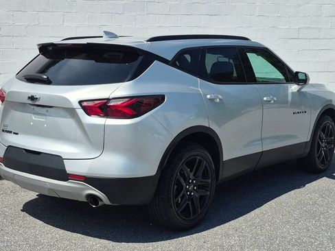 Used 2022 Chevrolet Blazer LT AWD/4WD image 15