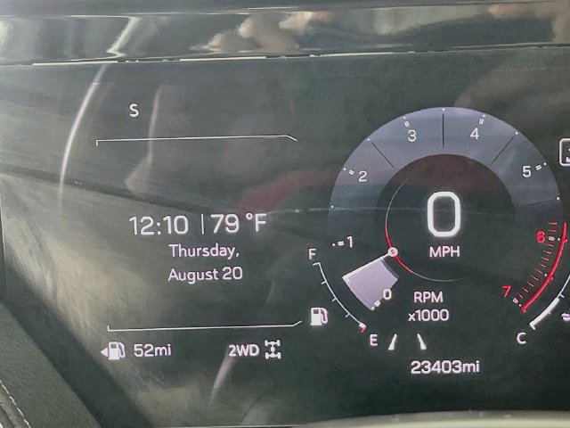 Used 2025 GMC Yukon Denali AWD/4WD image 13