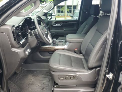 Certified 2024 GMC Sierra 1500 Elevation w/ Elevation Premium Package AWD/4WD image 17